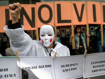 Una manifestación en contra de las ejecuciones extrajudiciales perpetradas por el Ejército colombiano, en 2018.