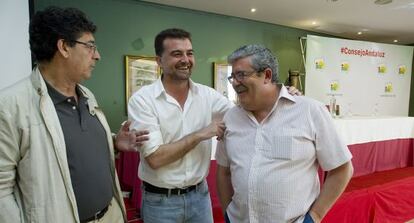 Diego Valderas, Antonio Ma&iacute;llo y Antonio Romero, en Antequera.