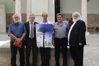 Los organizadores de la Mostra Viva, en la presentaci&oacute;n del gran festival. 