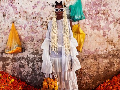 La colección de Paula’s Ibiza de Loewe nos transporta a los días de verano que tanto esperamos