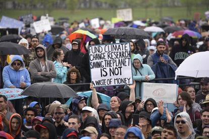 Un cartel en defensa del cambio climático en Washington.