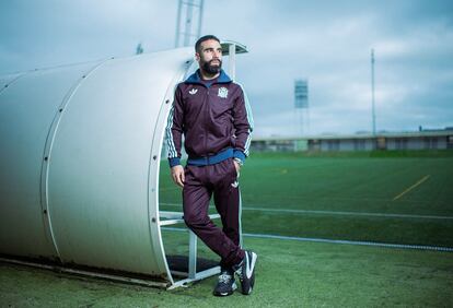 Dani Carvajal, en uno de los campos de entrenamiento de la Ciudad del Fútbol de Las Rozas.

