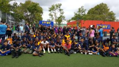 Students from Twin Parks Upper with Ronaldinho.