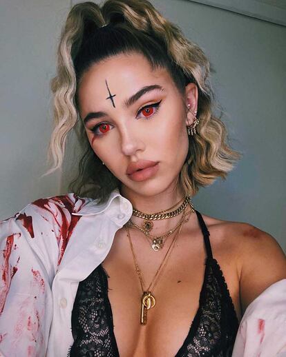 Delilah Belle en su faceta más demoniaca.