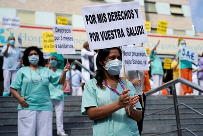 Concentración en la puerta del hospital Gregorio Marañón este martes 15 de septiembre.