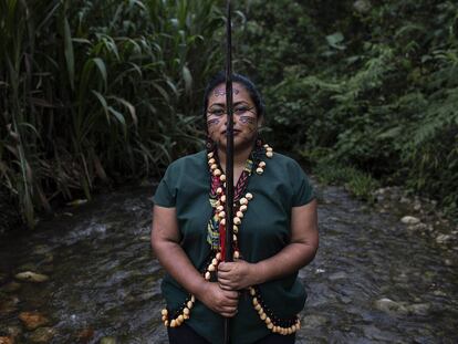 Tradición y tecnología para vigilar el territorio de los indígenas