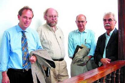 Jürgen Renn, Daniel Garber, John Heilbron y José Montesinos (de izquierda a derecha), en La Palma.