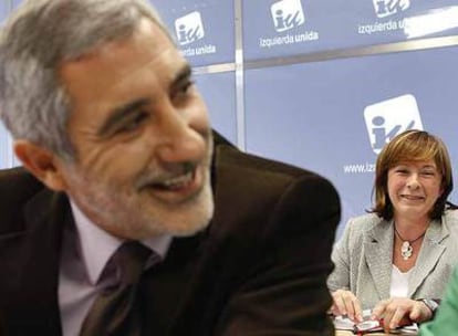 Gaspar Llamazares y Marga Sanz, en el Consejo Político reunido ayer.