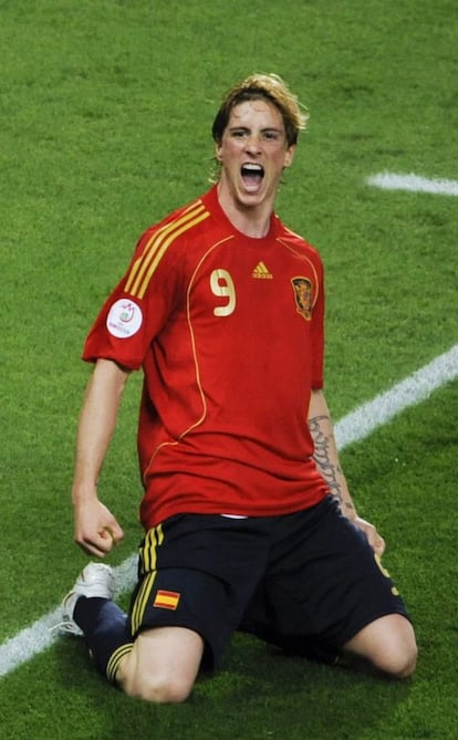 Torres celebra su gol.