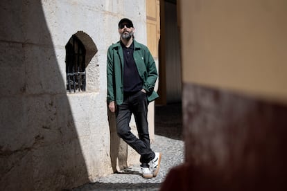 “Es ridículo pretender escribir algo pensando en la televisión", dice Sergio Sarria, que posa en Málaga el pasado 9 de abril.