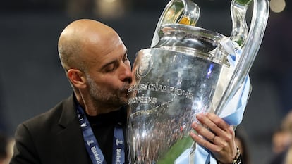 Pep Guardiola celebra la Champions League del Manchester City.