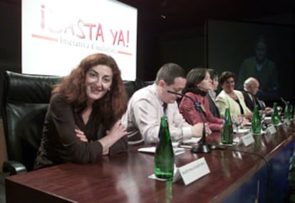 Maite Pagazaurtundua, Salvador Ulayar, Vanessa Vélez, Patxi Elola, Pilar Elías y José Javier Uranga.