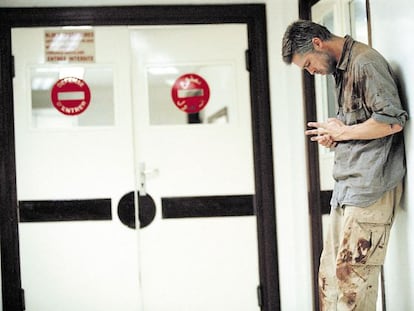 Brad Pitt, en el hospital de 'Babel'.