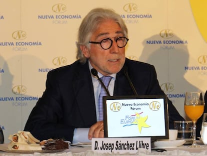 Josep Sánchez Llibre, en el centro, presidente de Foment de Treball