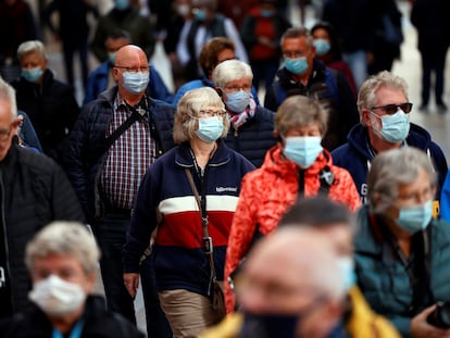 El centro de Valencia, repleto de viandantes con mascarilla, el pasado 26 de enero.