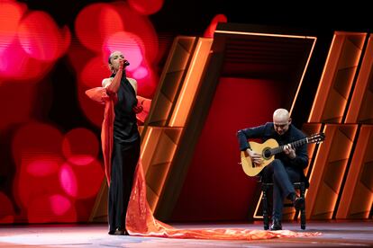 Actuación de La cantante Blanca Paloma durante la gala.