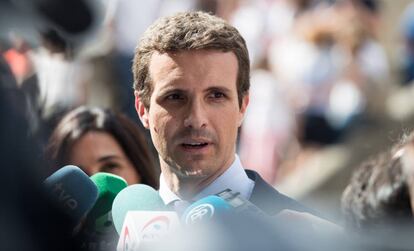 Pablo Casado en el funeral del expresidente de la Xunta, Gerardo Fernandez Albor,