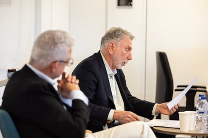 Martin Baron, durante el encuentro con los alumnos de la Escuela de Periodismo de EL PAÍS.