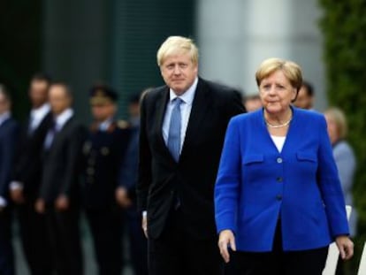 El primer ministro británico quiere que la UE ceda en el plan para la frontera irlandesa