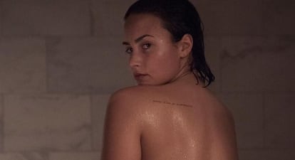 Demi Lovato desnuda