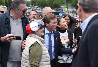 El alcalde de Madrid, José Luis Martínez Almeida, visita este miércoles la Pradera de San Isidro, con motivo de la celebración de San Isidro Labrador, patrón de Madrid.