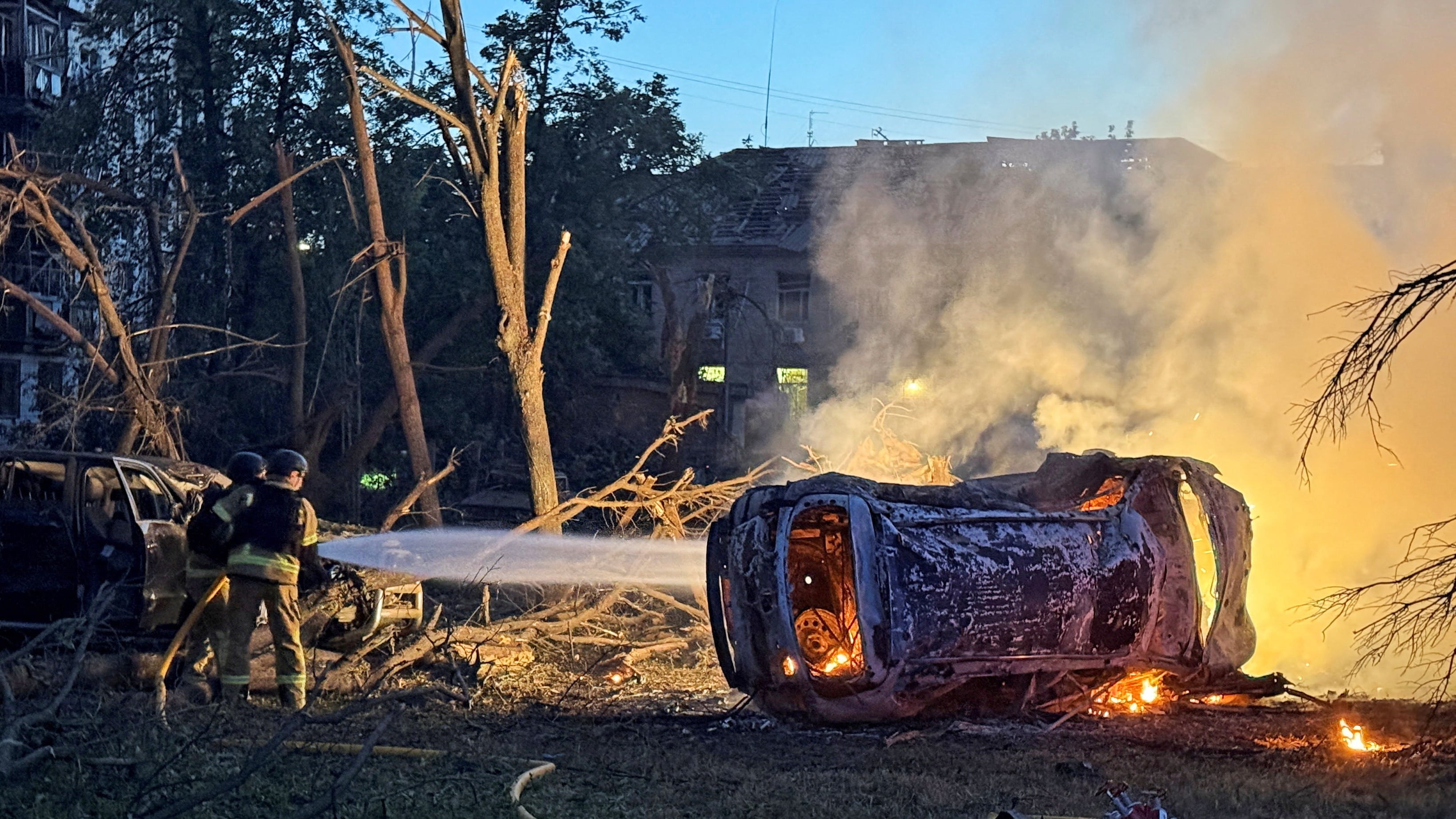 Al menos 13 muertos en un ataque masivo ruso contra Kiev