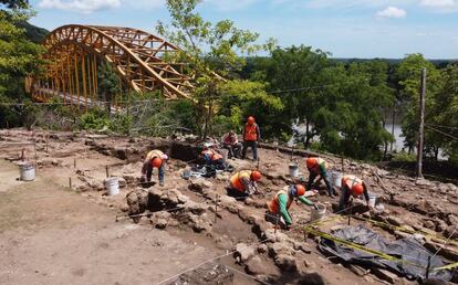 Instituto Nacional de Antropología e Historia (INAH) trabaja sobre los restos arqueológicos localizados en los trabajos de construcción del Tren Maya