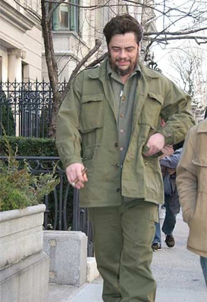 Benicio del Toro, en el papel del Che, durante el rodaje en Nueva York.