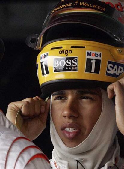 Lewis Hamilton, primero en Montmeló
