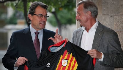 L&#039;expresident Mas i Cruyff el 2011.