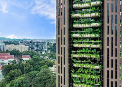 Su propio nombre ya resulta elocuente: en el proyecto residencial <strong>Eden</strong>, en Singapur, <a href="http://www.heatherwick.com/" rel="nofollow" target="_blank">Heatherwick Studio</a> nos promete un paraíso de follaje y hormigón. La torre de 20 pisos está surcada de balcones en forma de concha de los que está previsto que cuelguen plantas creando un edén vertical.