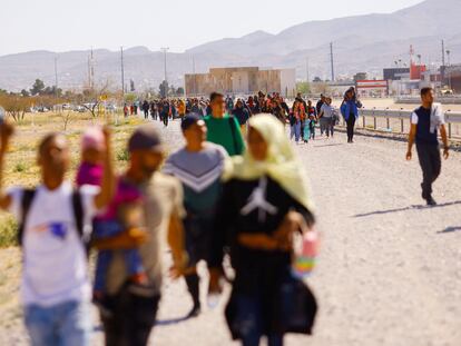 Una caravana migrante camina hacia la frontera de Ciudad Juárez (Chihuahua) y El Paso (Texas), este 29 de marzo.