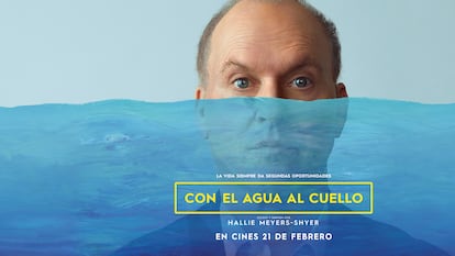 Cartel promocional de la película ''Con el agua al cuello', en cines el 21 de febrero.