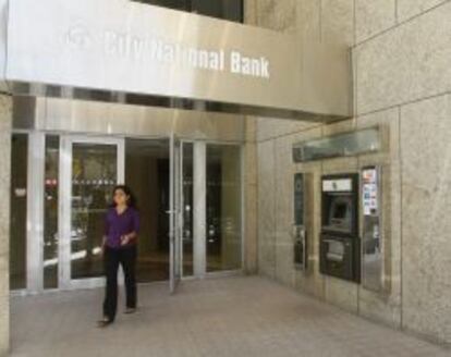 Fachada de una sucursal de City National Bank en Florida