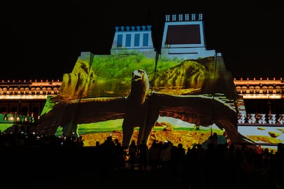 Vista general de la maqueta de una pirámide de la antigua Tenochtitlan en el centro de la Ciudad de México.