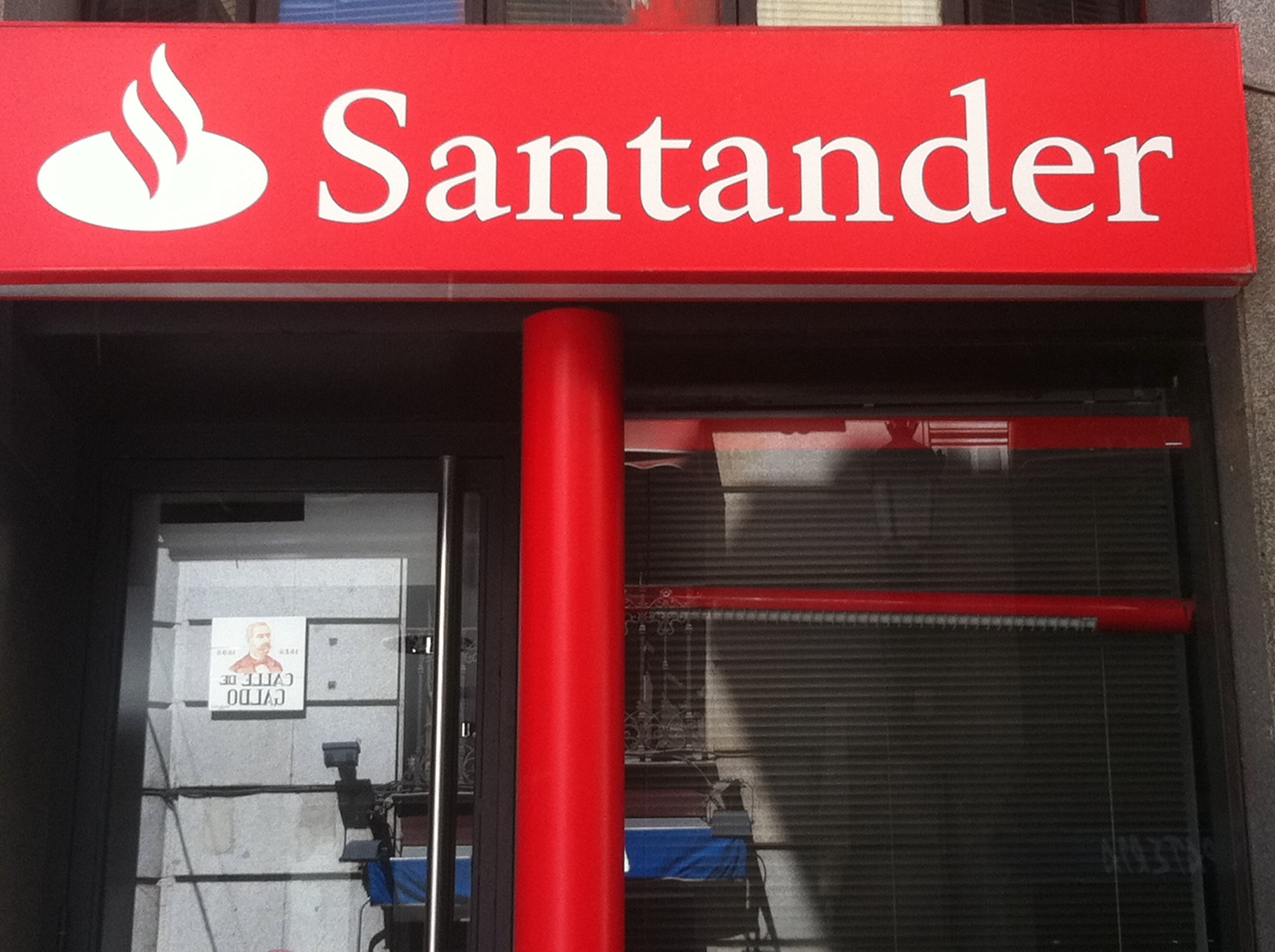 Las claves: las prejubilaciones de la banca anuncian el incierto futuro del empleo