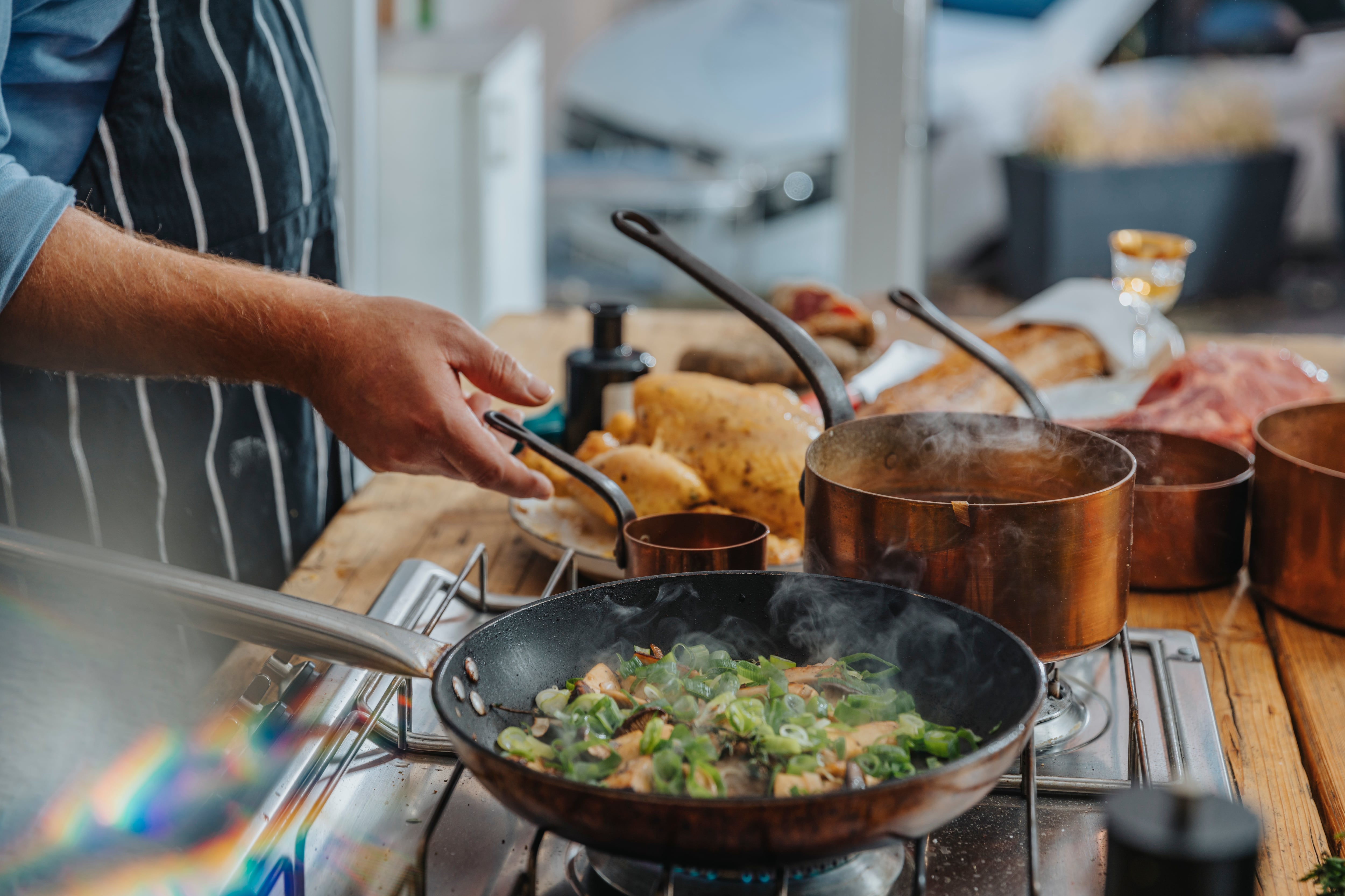 ¿Por qué cocina los alimentos el calor?