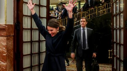 La ministra de Igualdad, Irene Montero, celebra la aprobación de la 'ley trans' durante una sesión plenaria en el Congreso de los Diputados, el pasado 22 de diciembre de 2022, en Madrid.