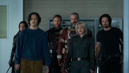 Wyatt Russell, David Harbour, Sebastian Stan, Hannah John-Kamen, Lewis Pullman y Florence Pugh, en la película 'Thunderbolts*'.