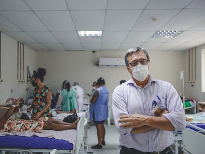 El doctor Barbosa Moraes, en el hospital universitario Cisam, de Recife.