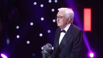 El director de cine Mariano Ozores, cuando recogió el Goya de Honor en 2016.