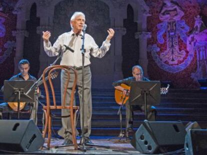 Raimon, en el concierto del Palau de la M&uacute;sica en Barcelona el jueves pasado. 