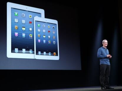 El consejero delegado de Apple presenta el iPad mini 