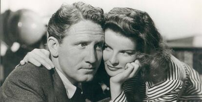 Spencer Tracy y Katherine Hepburn en la película 'La mujer del año', estrenada en 1942.