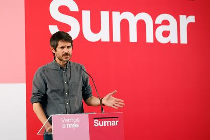 El portavoz de Sumar, Ernest Urtasun, este lunes durante la rueda de prensa en Madrid.