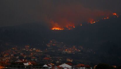 L'incendi forestal a Redondela, Pontevedra.