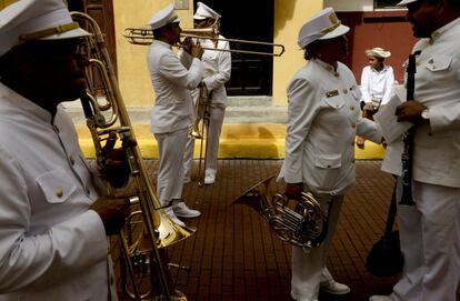 Músicos participantes del desfile del día de la independencia en ciudad de Panamá.