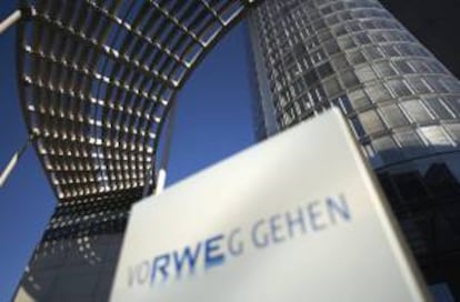 En la imagen, la sede de la compañía alemana de suministro energético RWE en Essen (Alemania). EFE/Archivo