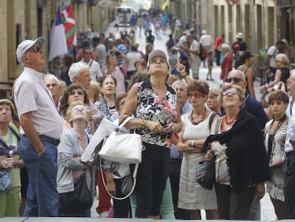 Turistas en la Parte Vieja de San Sebastián, el pasado mes de agosto.