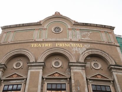 Barcelona rehabilitará el Teatre Principal, que acogerá un proyecto de arte inmersivo.